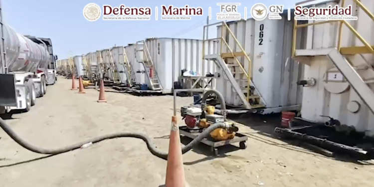 Decomisan en Tamaulipas 10 millones de litros de huachicol